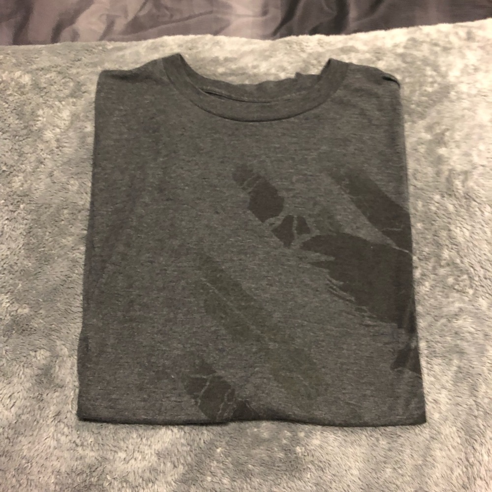 Black t shirt with light design